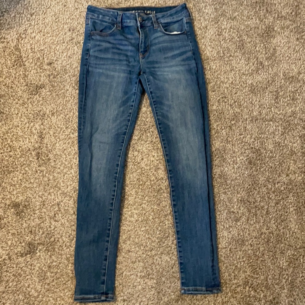 American Eagle next level stretch size 4